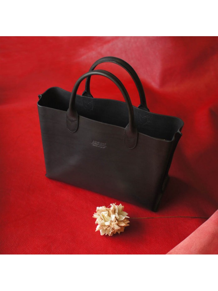 進口植鞣手提包(消光黑)